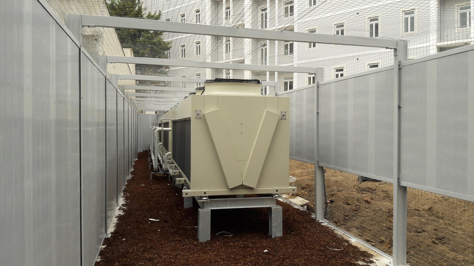 Barreira acústica. continente